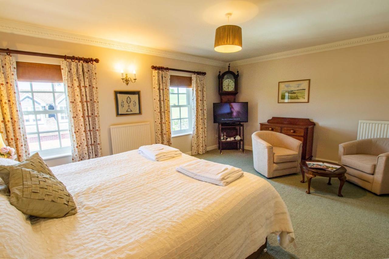 Austons Down Farm B&B Claverdon ภายนอก รูปภาพ