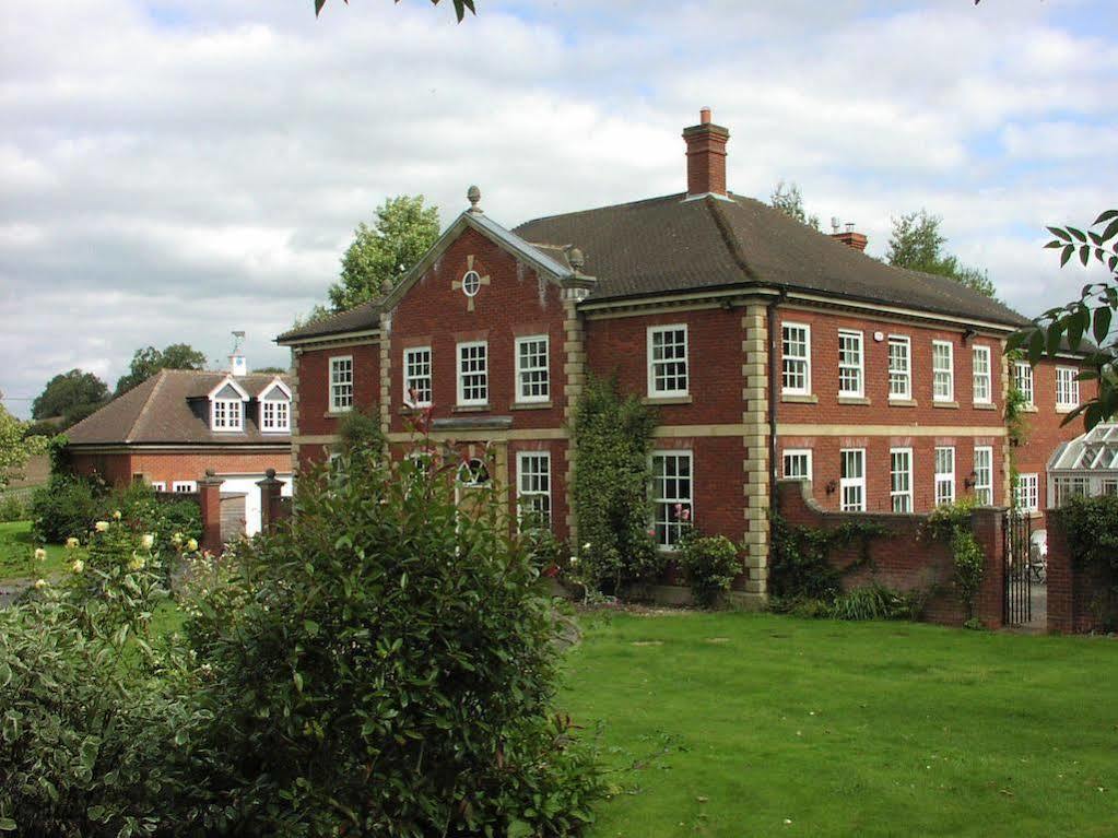 Austons Down Farm B&B Claverdon ภายนอก รูปภาพ
